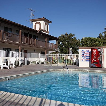 Ez 8 Motel Newark Ngoại thất bức ảnh