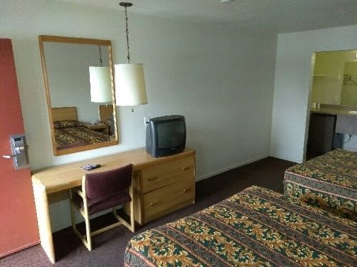 Ez 8 Motel Newark Ngoại thất bức ảnh