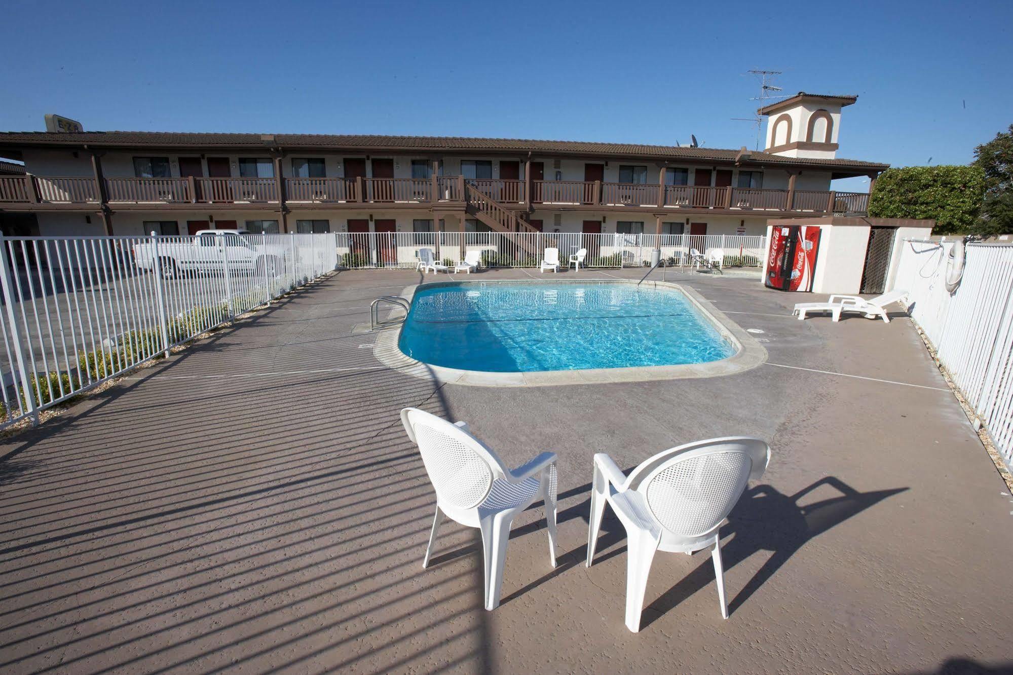 Ez 8 Motel Newark Ngoại thất bức ảnh
